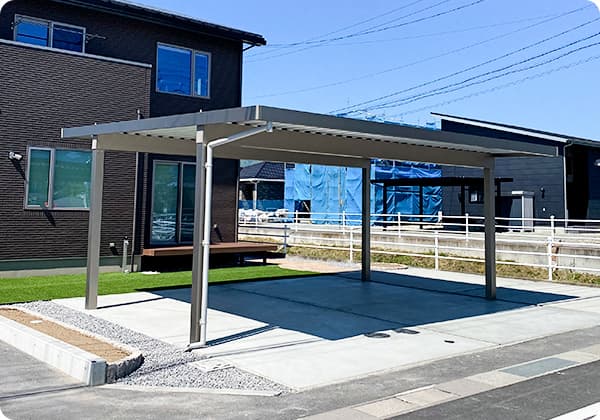 駐車スペース（カーポート・ガレージ）